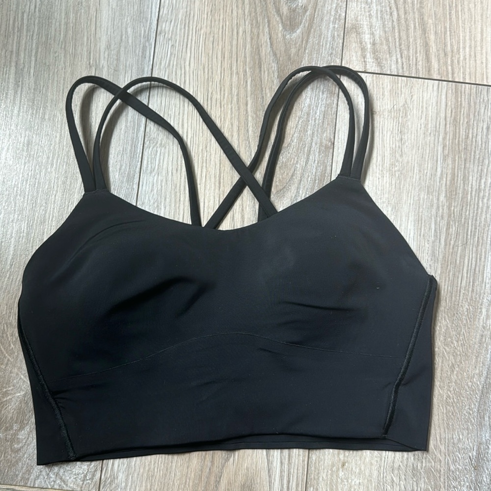 Lululemon like a cloud bra